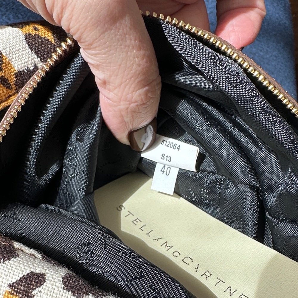 Stella McCartney - Brown Yellow Leopard Print on Cream Canvas Bag & Gold Chain - Picture 6 of 17